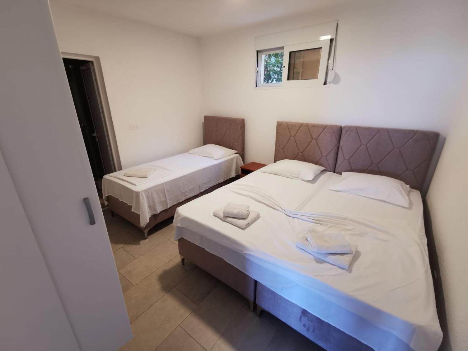 Apartments Bibic Budva Luaran gambar