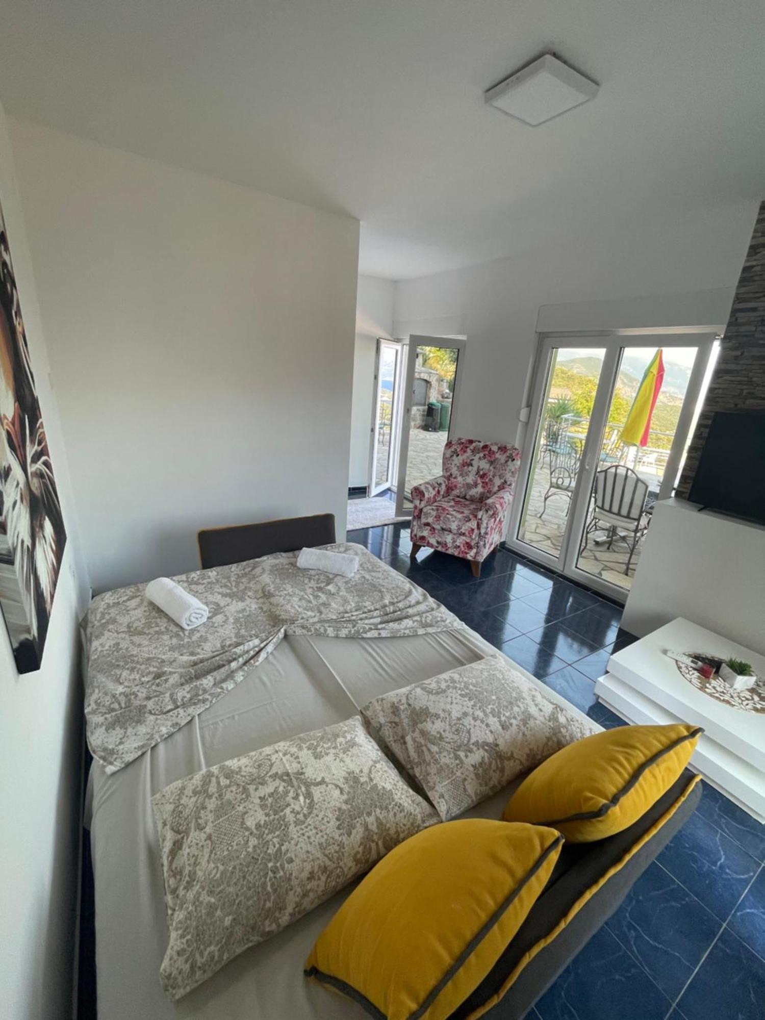 Apartments Bibic Budva Luaran gambar